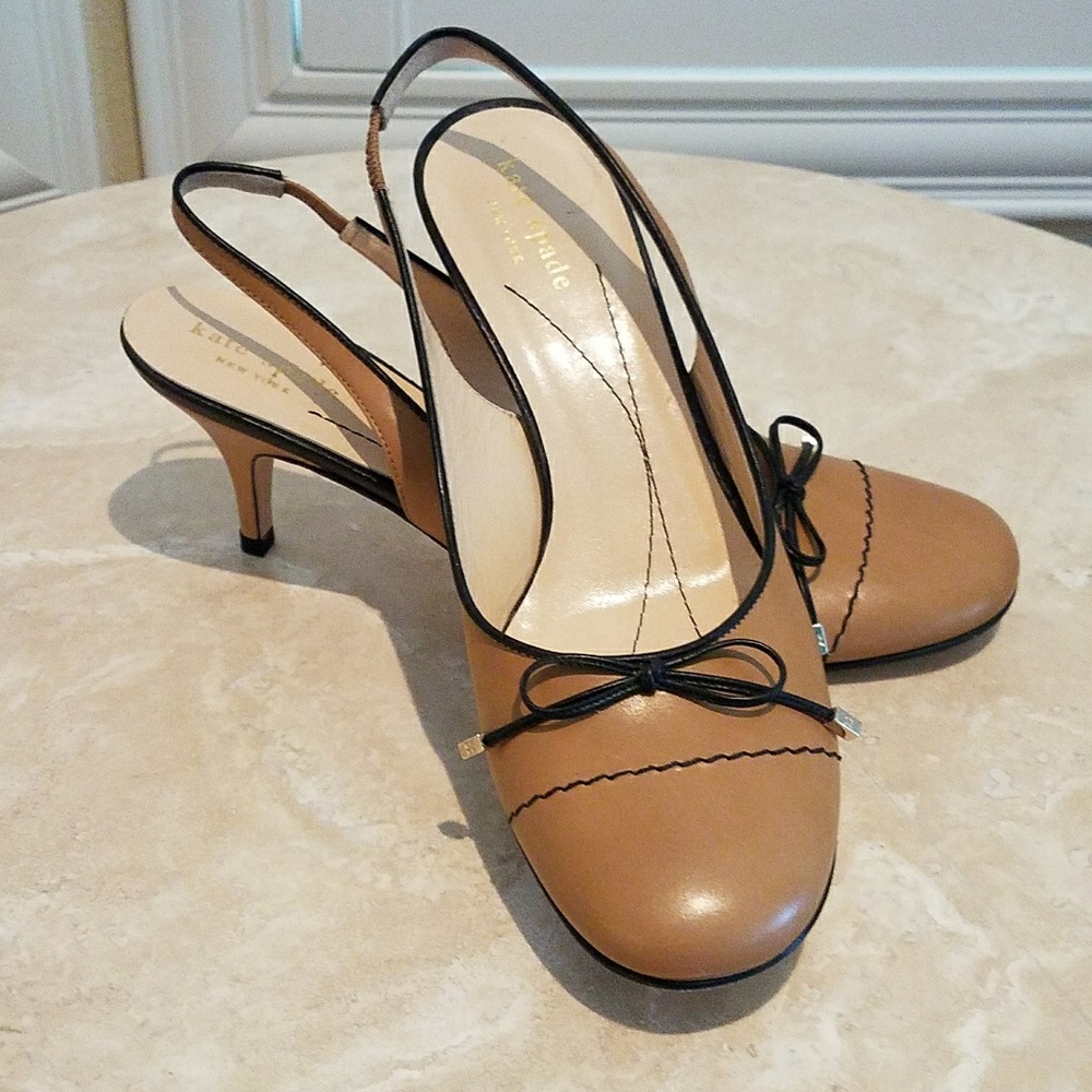 Kate Spade beige and black kitten slingback heels